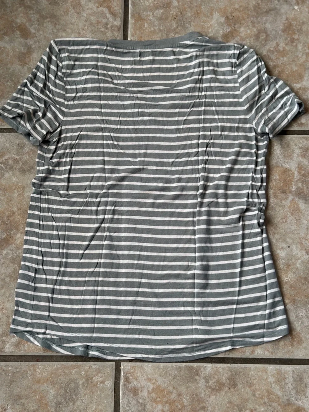 GAP Gray & White Striped V-Neck Short Sleeve Tee - Picture 2 of 3